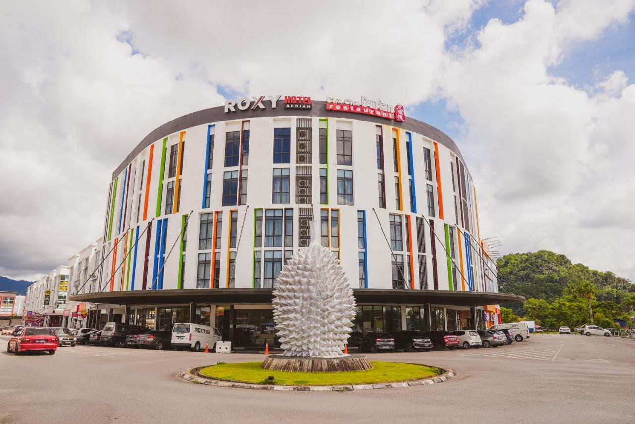 Roxy Hotel Serian Экстерьер фото