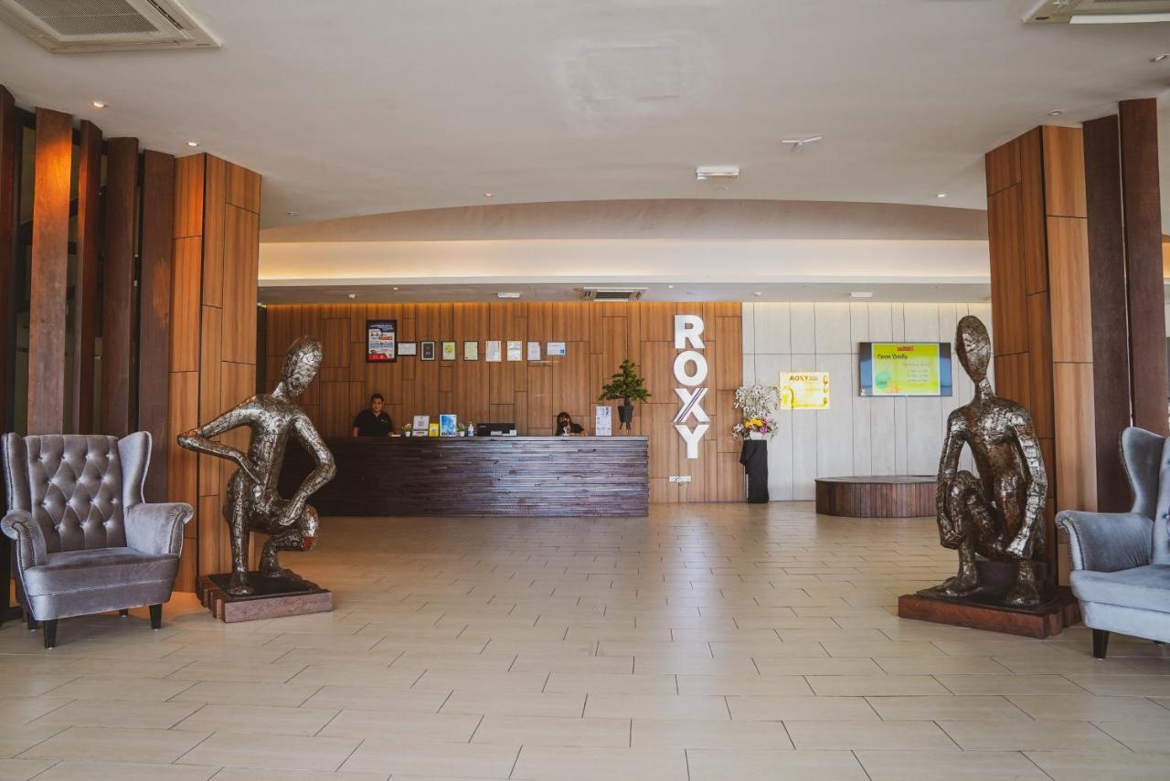 Roxy Hotel Serian Экстерьер фото