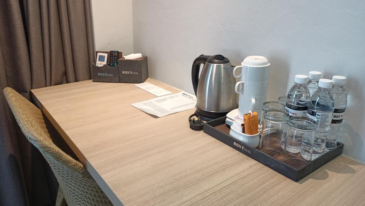 Roxy Hotel Serian Экстерьер фото